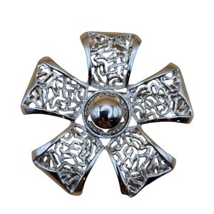 Vintage Signed ROGET TM Silver Tone Open‎ Work Floral Flower Brooch Pin